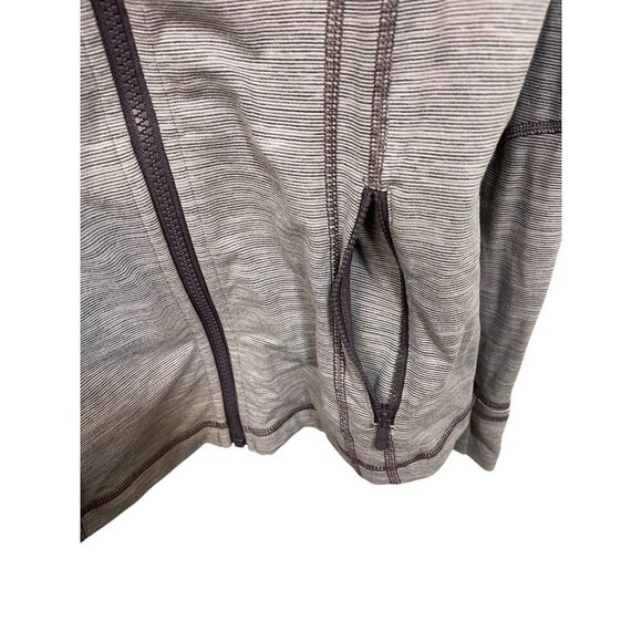 Lululemon Define Jacket Size 10 Wee Space Frosted Mulberry Black Currant Stripe - Picture 5 of 11